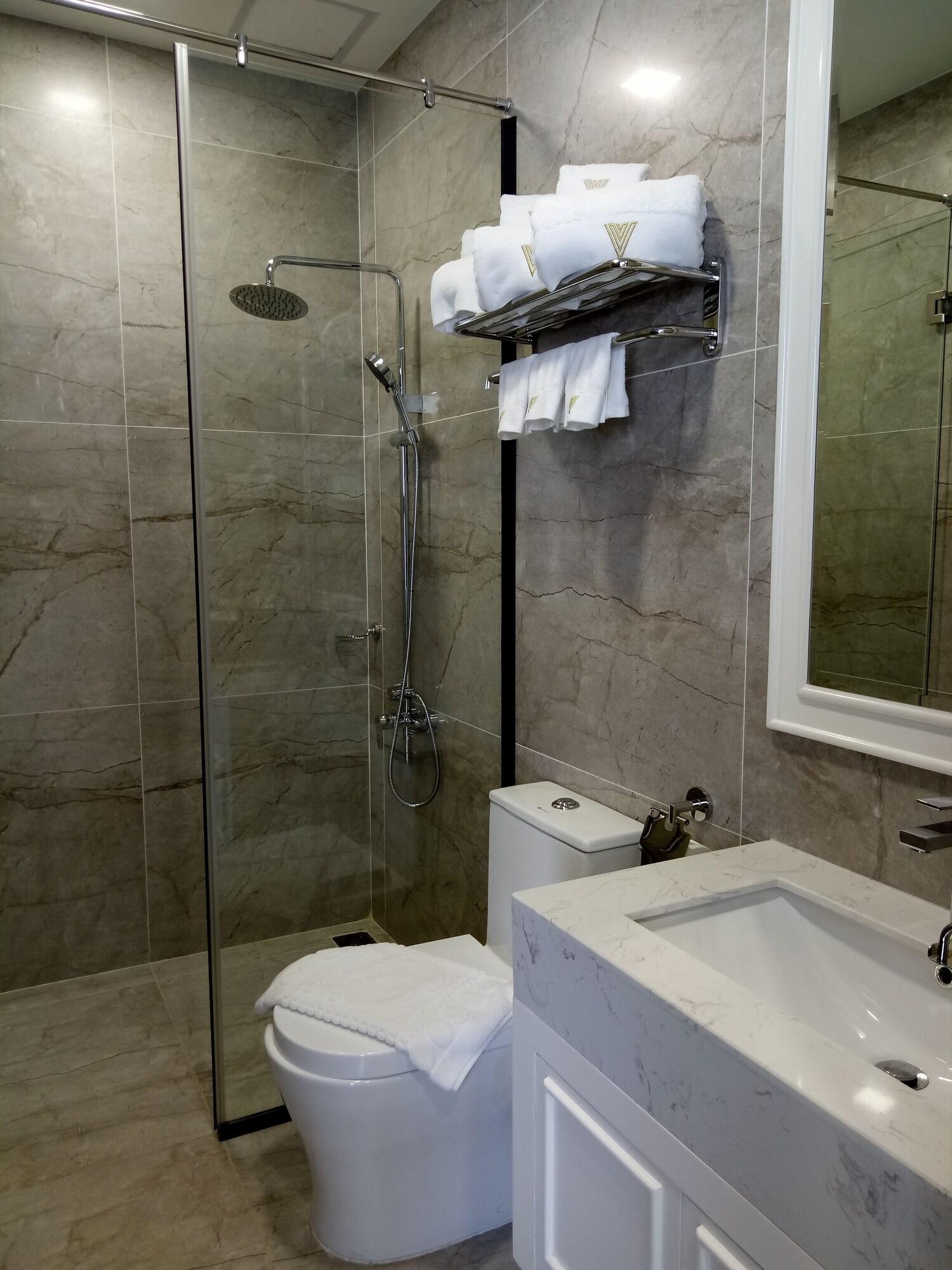 V Boutique Hotel Phnom-Penh Buitenkant foto